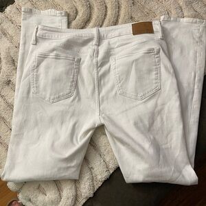 American Eagle Outfitters Slim Jeans in White